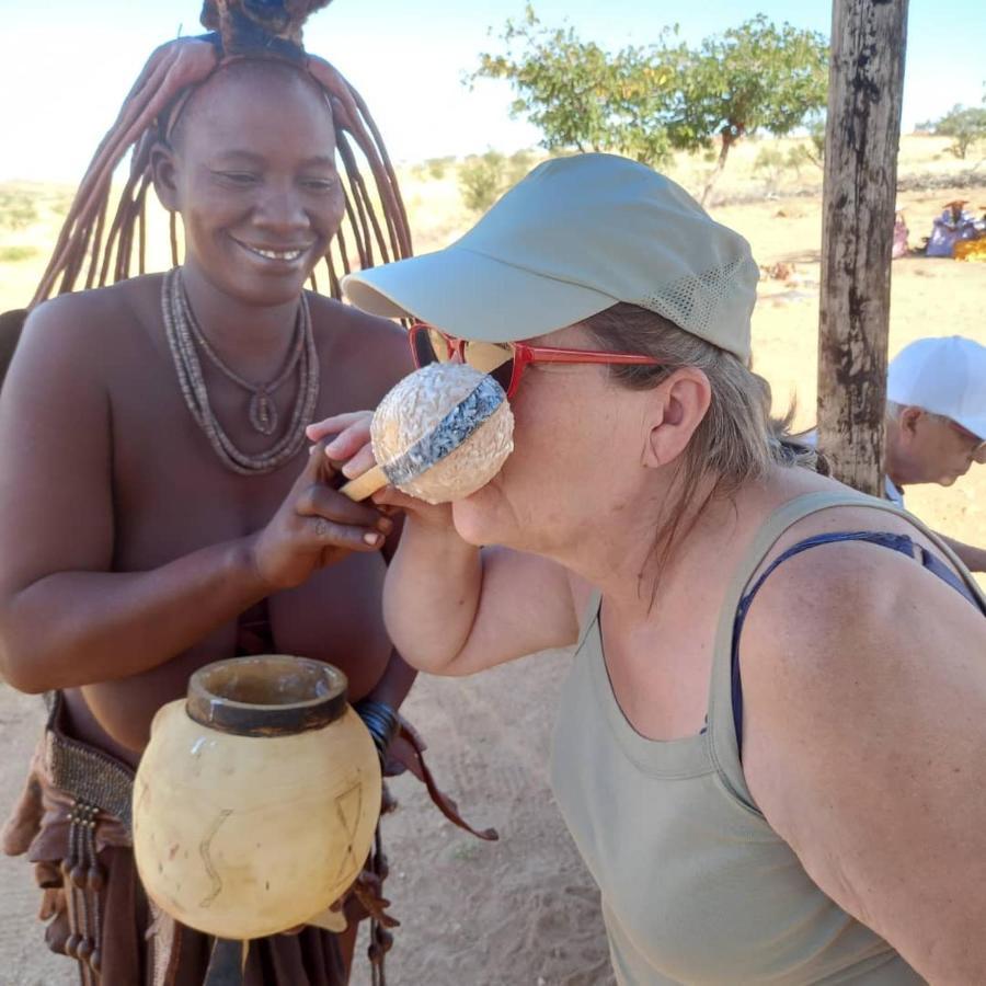 Ozohere Campsite And Himba Village Uis Exteriör bild